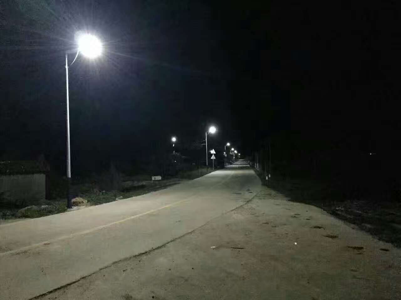 Malaysia Solar Street Light Project from love and solar